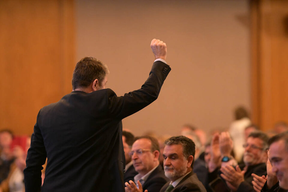 pasok syndiaskepsi androulakis plati