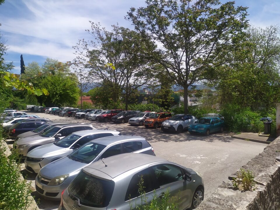 Dimotiko Parkingk Litharitsia 1