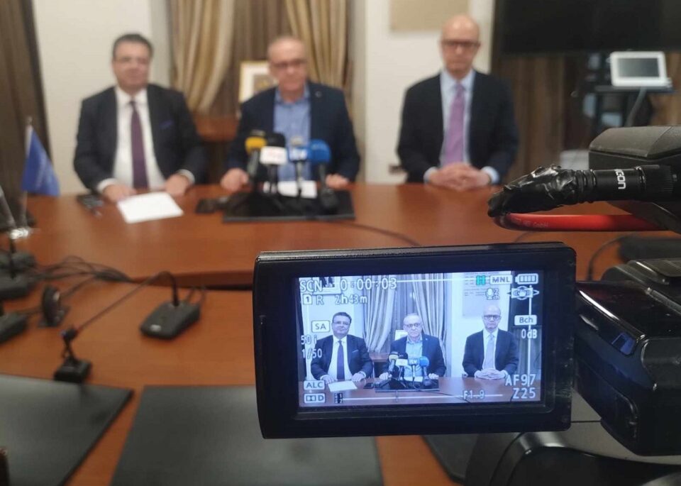 Kolios Tsoukanelis Vougioukas 1