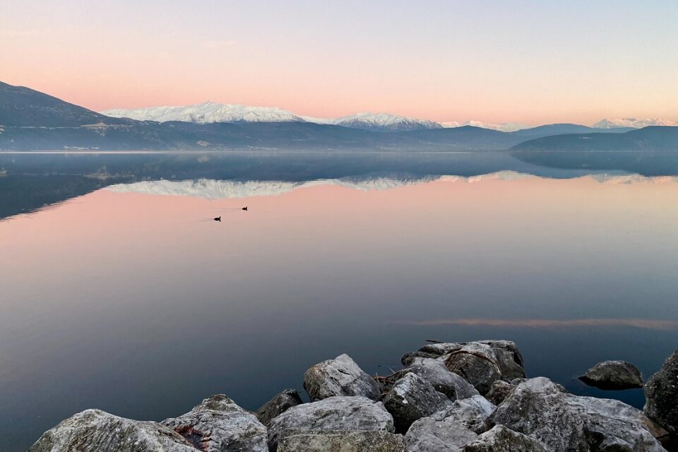 Pamvotis To stolidi ths polis mas