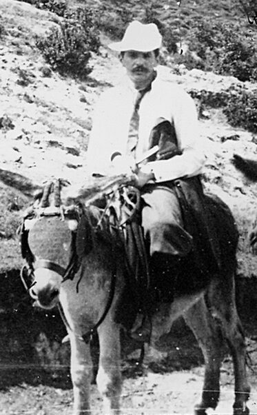 1898: Ο Γιαννιώτης και το Γαϊδουράκι στη νότια Γαλλία 66 eikona 17