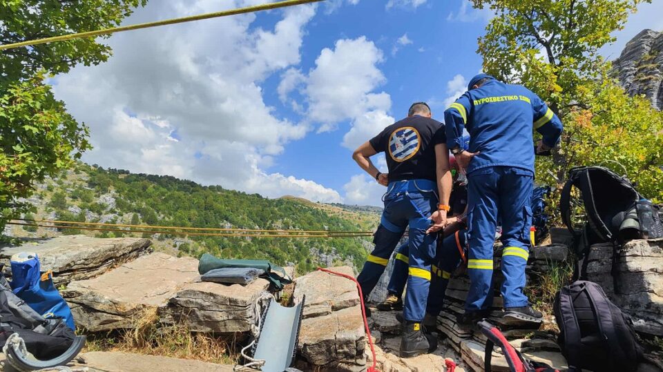 emak xaradra Vikou 2