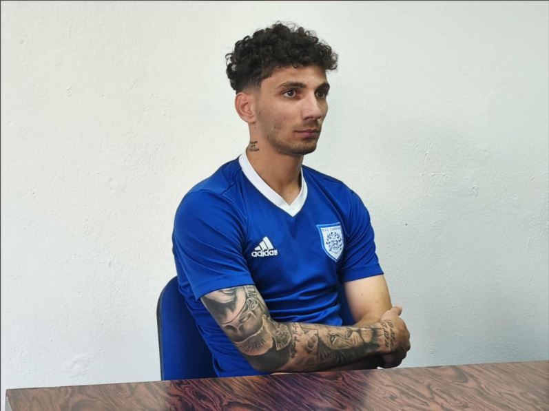 Naoumis me kampaniako pas