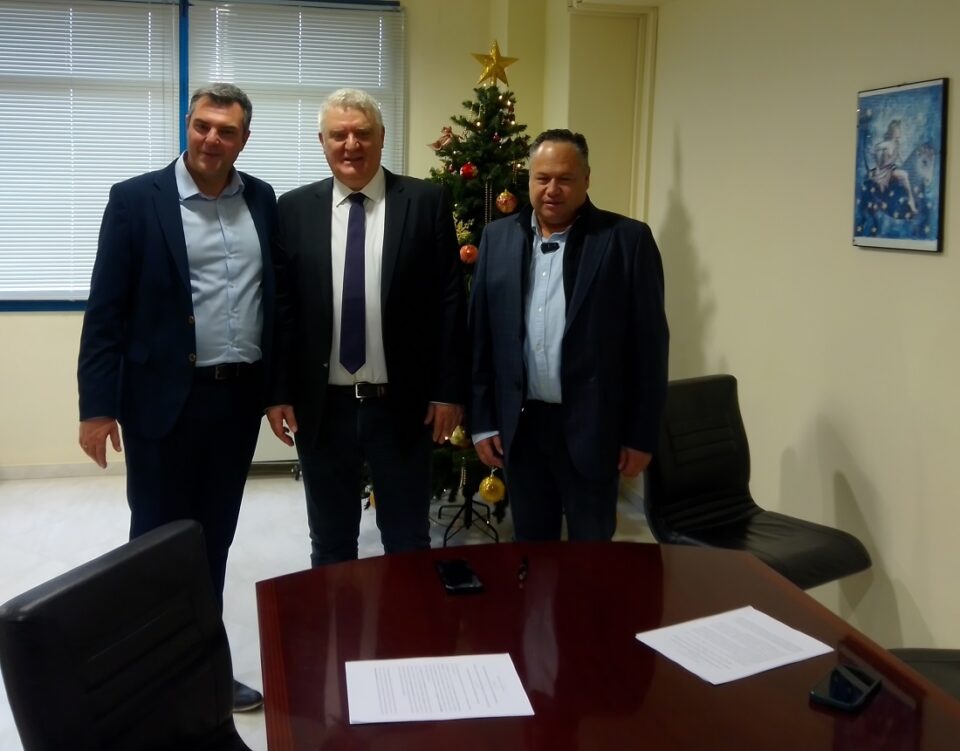 Mnimonio Apokentrwmeni TEE