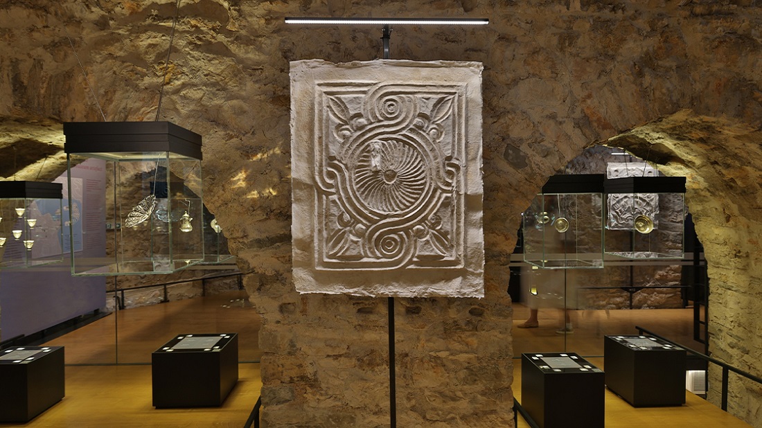 drasi kainourgia zoi