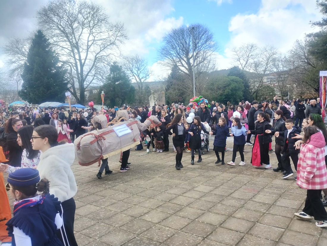 Με σύμμαχο τον καιρό η εκκίνηση των αποκριάτικων εκδηλώσεων 51 Gaitanakia Litharitsia 2026 4