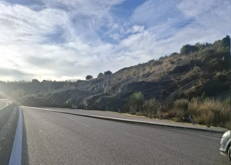 Katolisthisi Ionia Odos 2