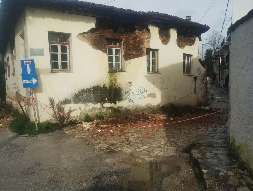 katarefsi katoikias Kastro 3