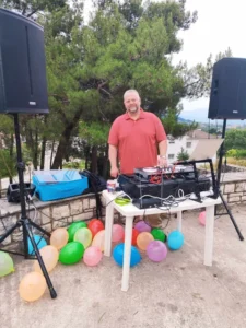 dj aggelos