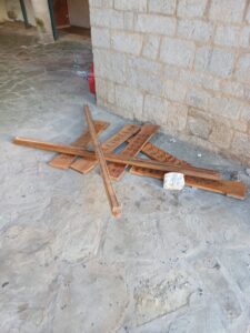 pyrsinella vandalismoi 2