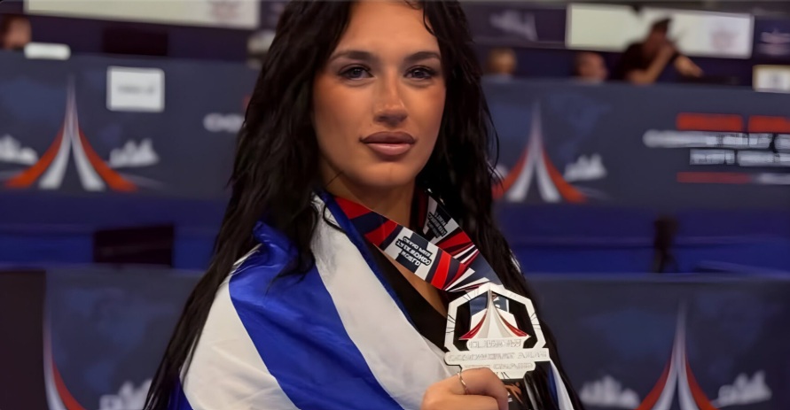 elena papastamatopoulou paris